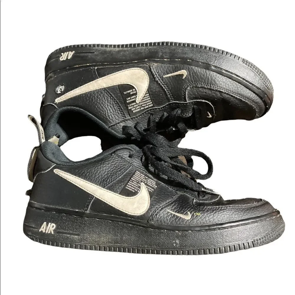 Nike Air Force 1 LV8 Black / SZ: 6Y (7.5 in US womens)